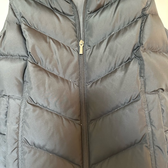 Lands' End Down Vest - Picture 8 of 9